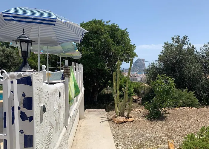 El Garbi 빌라 칼페