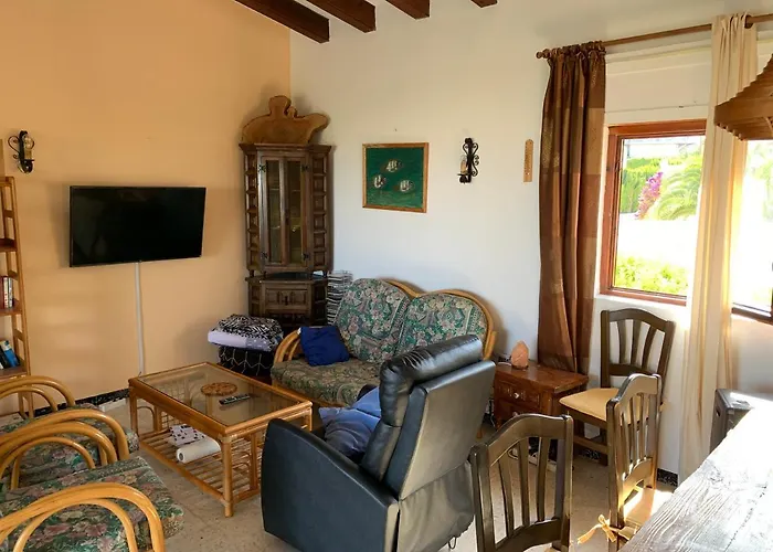 El Garbi 빌라 칼페