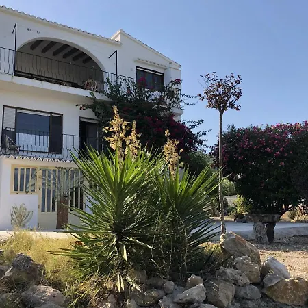 וילה El Garbi